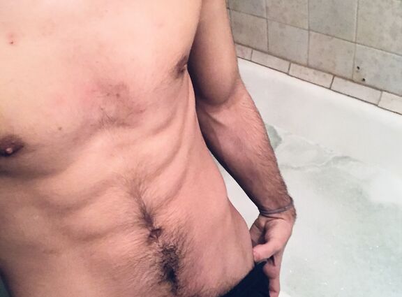 Только я (Aladdiin)