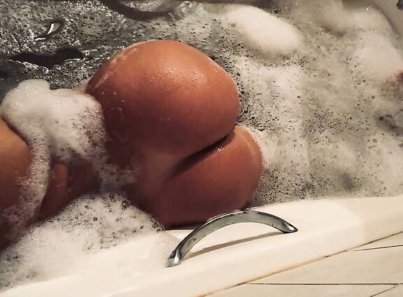 Сочный орех на последней фотке достоин внимания